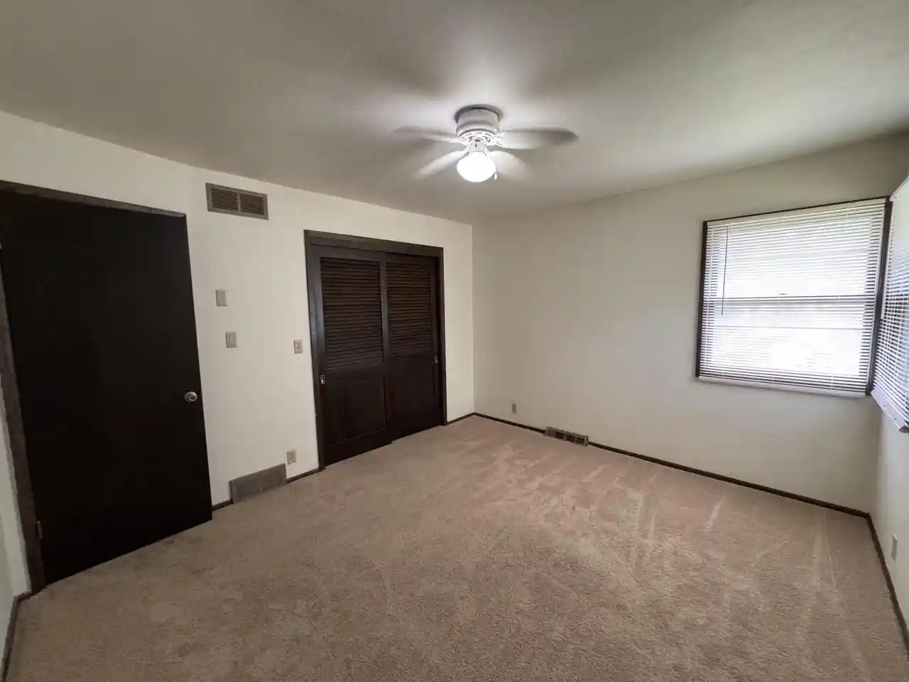 3rd image of 2330 S Brookside Parkway Parkway, New Berlin, WI 53151 | MLS# 1974187