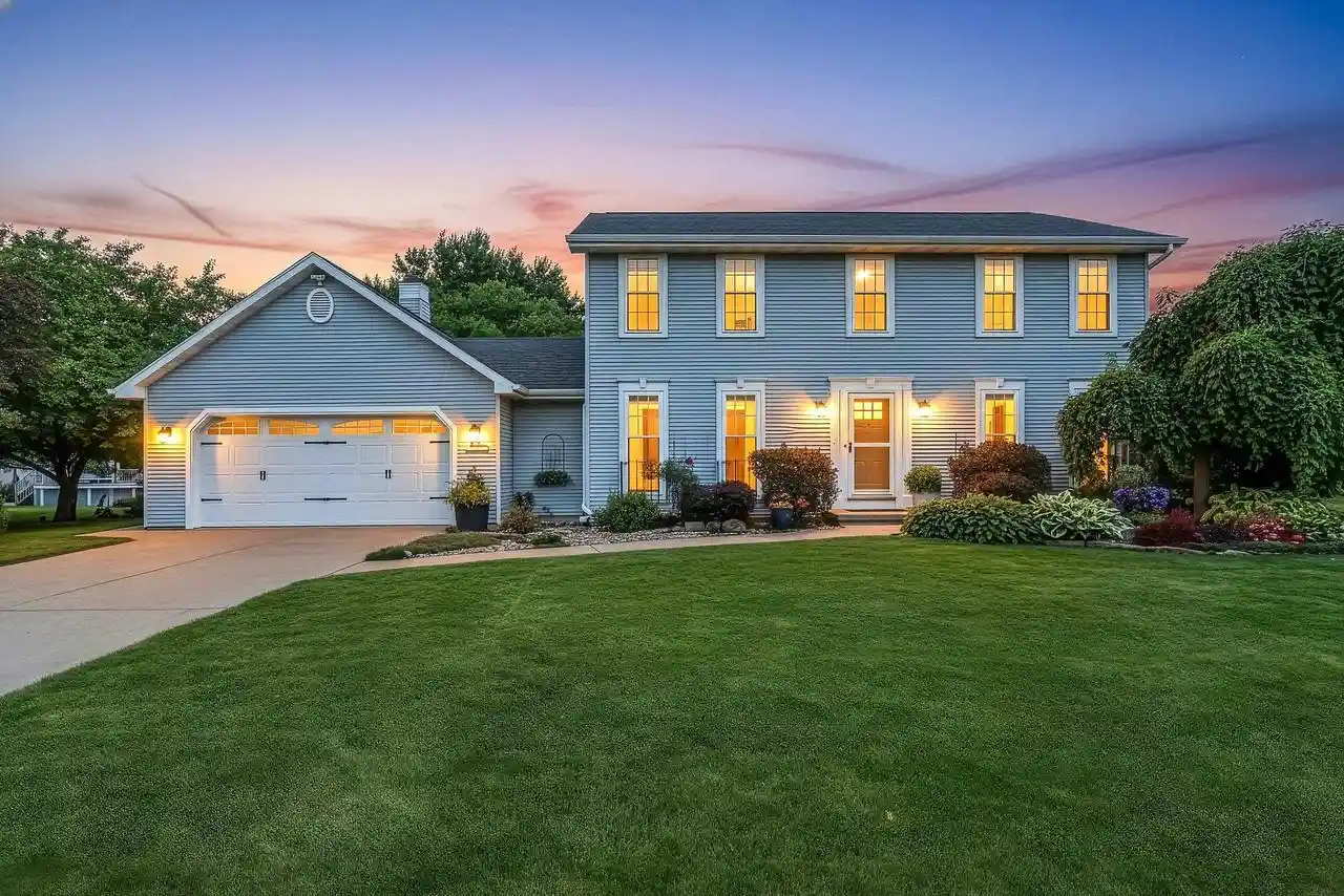 Photo 1 of Single family home for sale at N254 Meadowbreeze Court Court, Appleton, WI 54915 | MLS# 50330202 | Listing updated on 2026-08-06