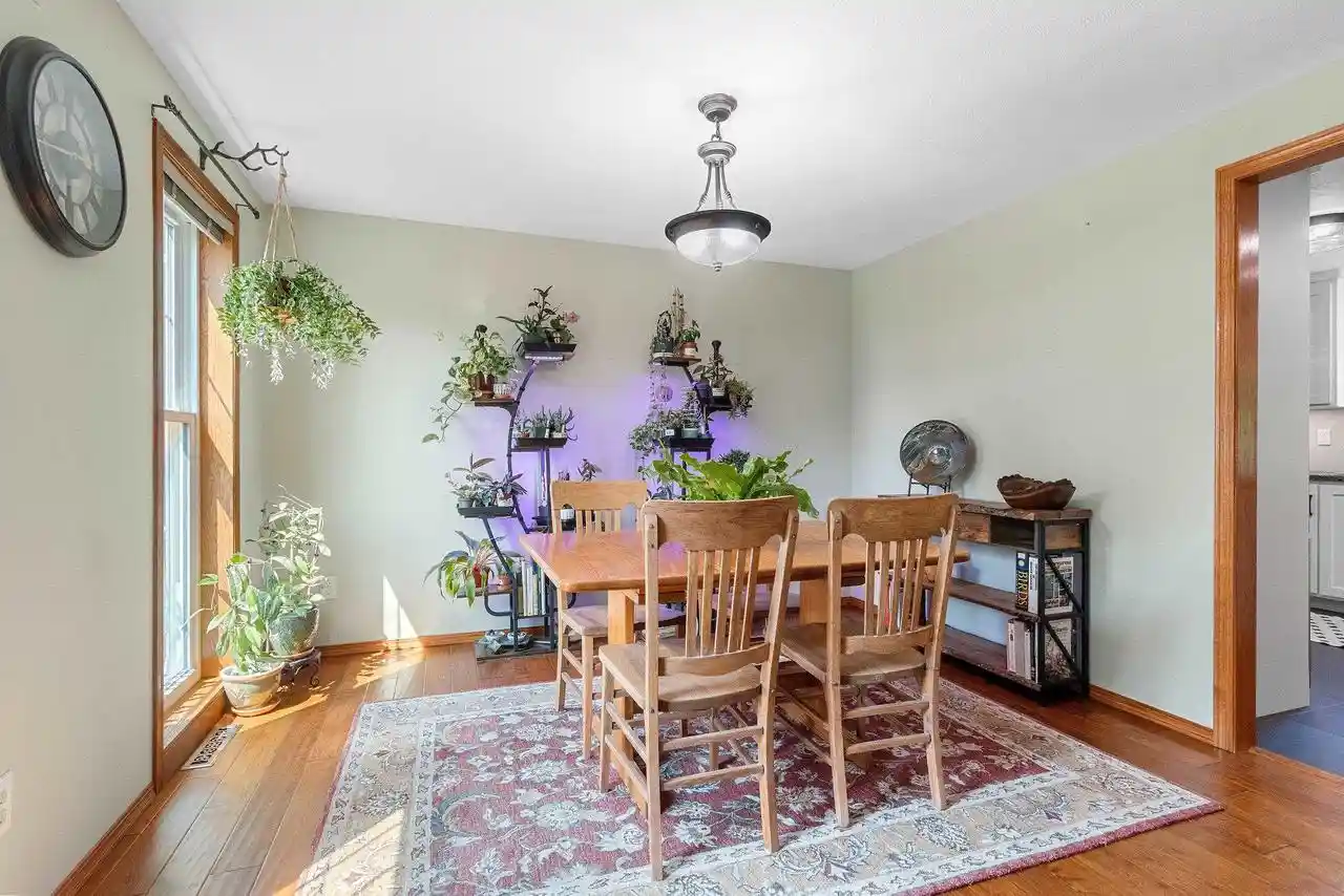 Photo 2 of Single family home for sale at N254 Meadowbreeze Court Court, Appleton, WI 54915 | MLS# 50330202 | Listing updated on 2026-08-06