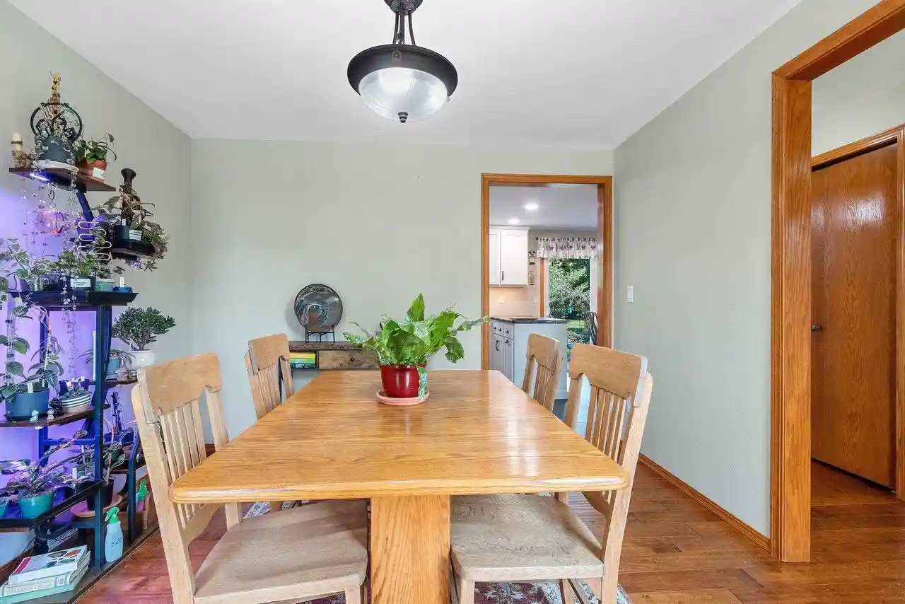 Photo 3 of Single family home for sale at N254 Meadowbreeze Court Court, Appleton, WI 54915 | MLS# 50330202 | Listing updated on 2026-08-06