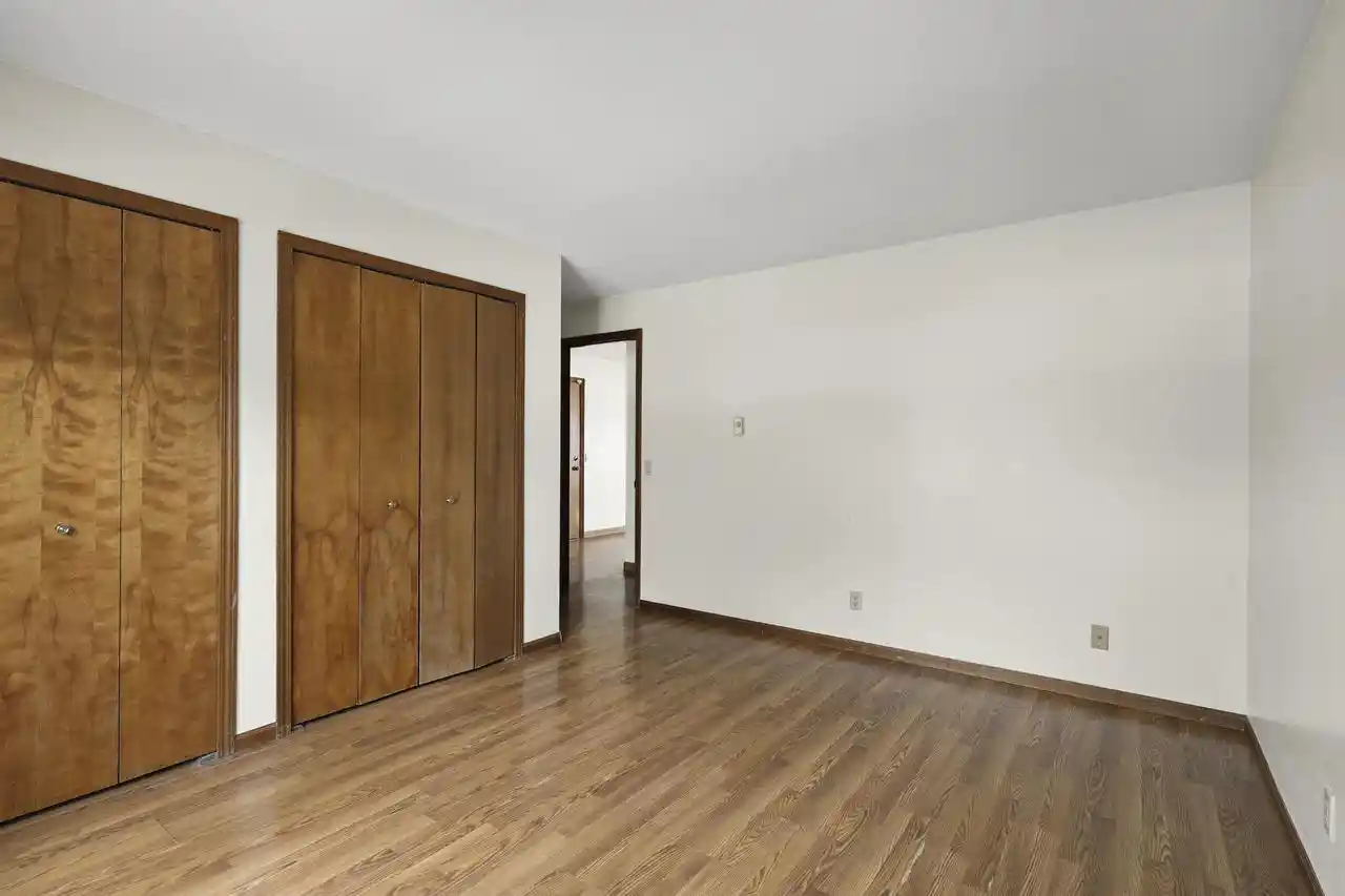 2nd image of 6717 Park Edge Dr Dr, Madison, WI 53719