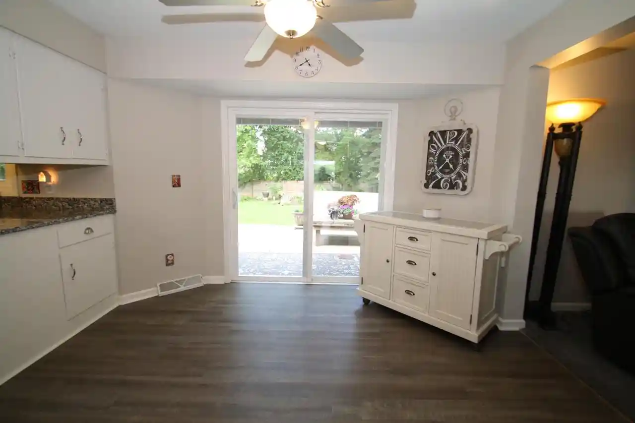 2nd image of 1400 S Ridgeway Road Road, New Berlin, WI 53146 | MLS# 1974206