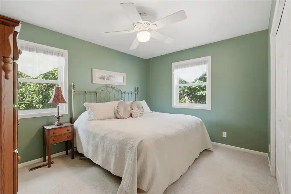 2nd image of 1105 Barry Avenue Avenue, Eau Claire, WI 54701 | MLS# 1603728