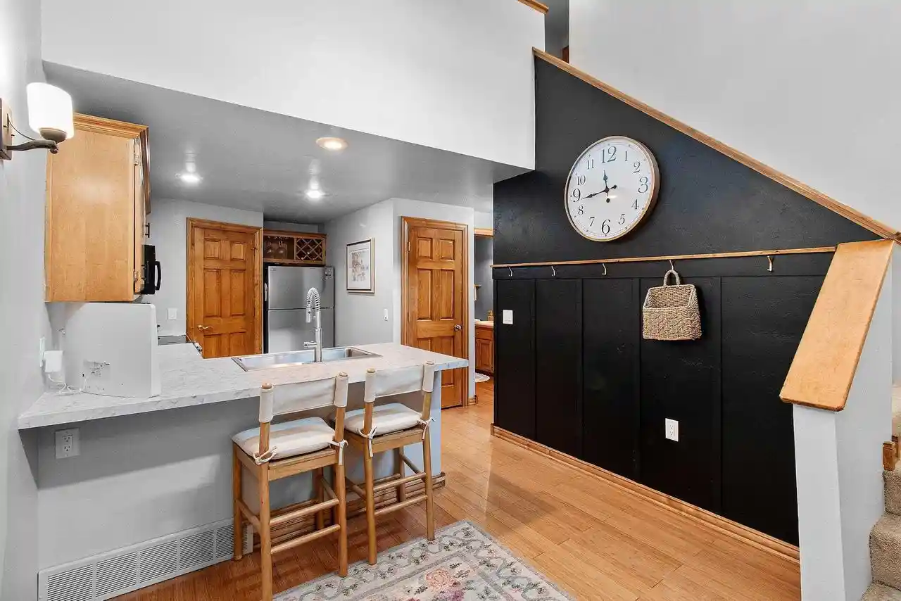 Photo 3 of Sale Pending at 2571 Telluride Trail Trail, Green Bay, WI 54313 | MLS# 50330213 | Listing updated on 2026-09-22
