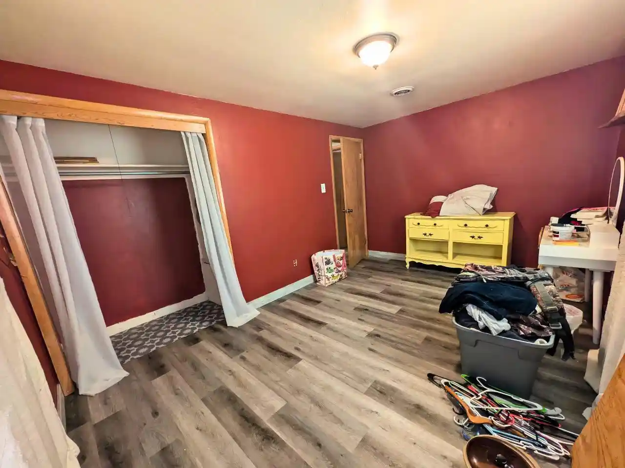 Photo 3 of Single family home for sale at 147 Hilltop Dr Dr, Green Bay, WI 54301 | MLS# 50330162 | Listing updated on 2026-10-08