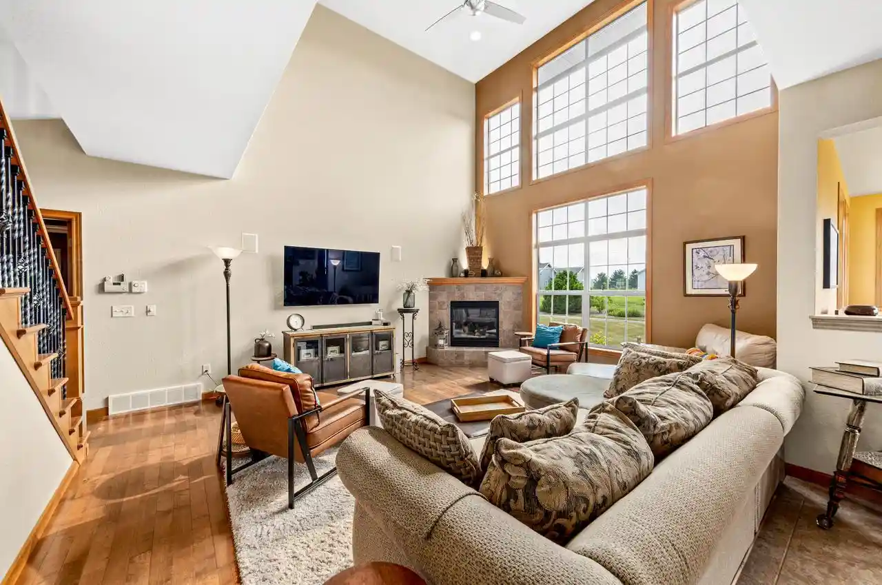 2nd image of 797 Estate Dr Dr, Fond Du Lac, WI 54935 | MLS# 1974227