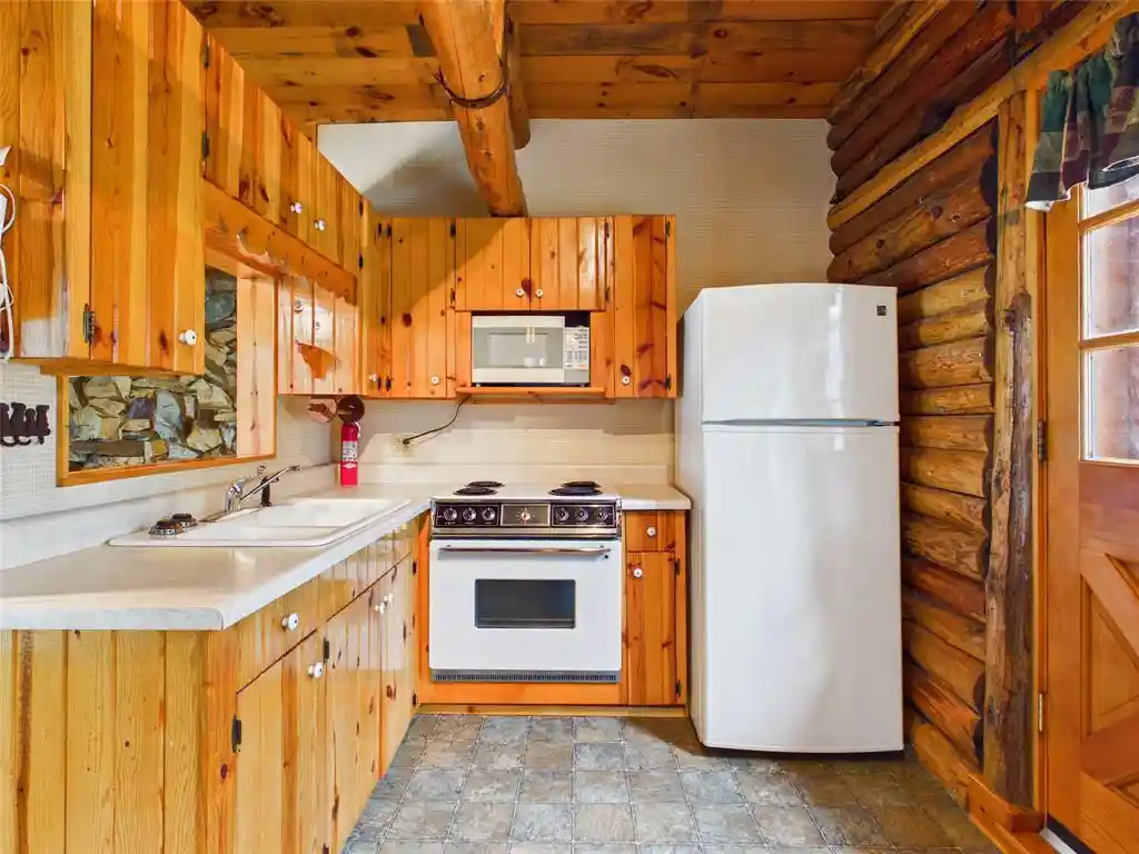 Photo 4 of Single family home for sale at N12103 Middle Road Road, Minong, WI 54859 | MLS# 1603758 | Listing updated on 2026-07-31