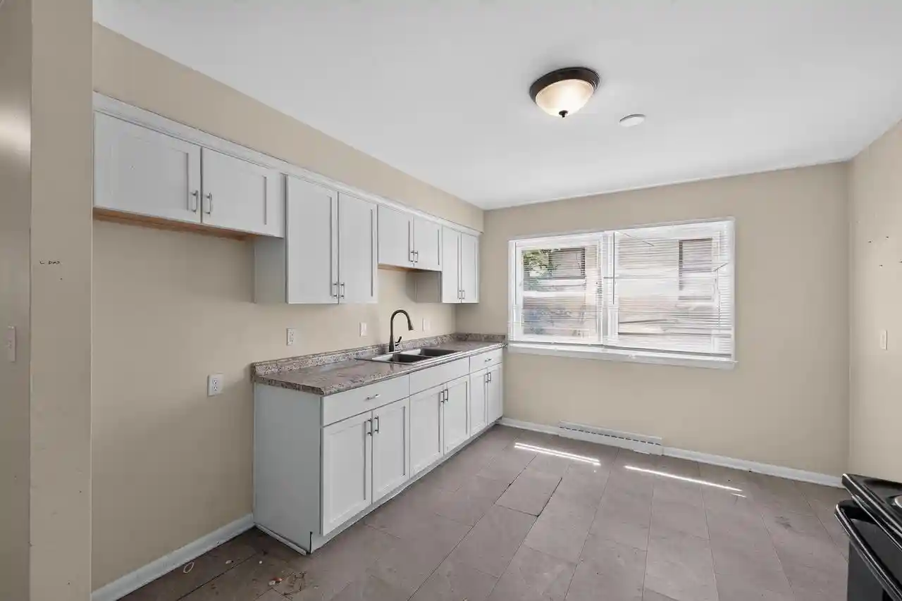 Listing Photo 4 - Condo for sale in building located at 3934-3936 N 61st St St, Milwaukee, WI 53216 - Unit #3936