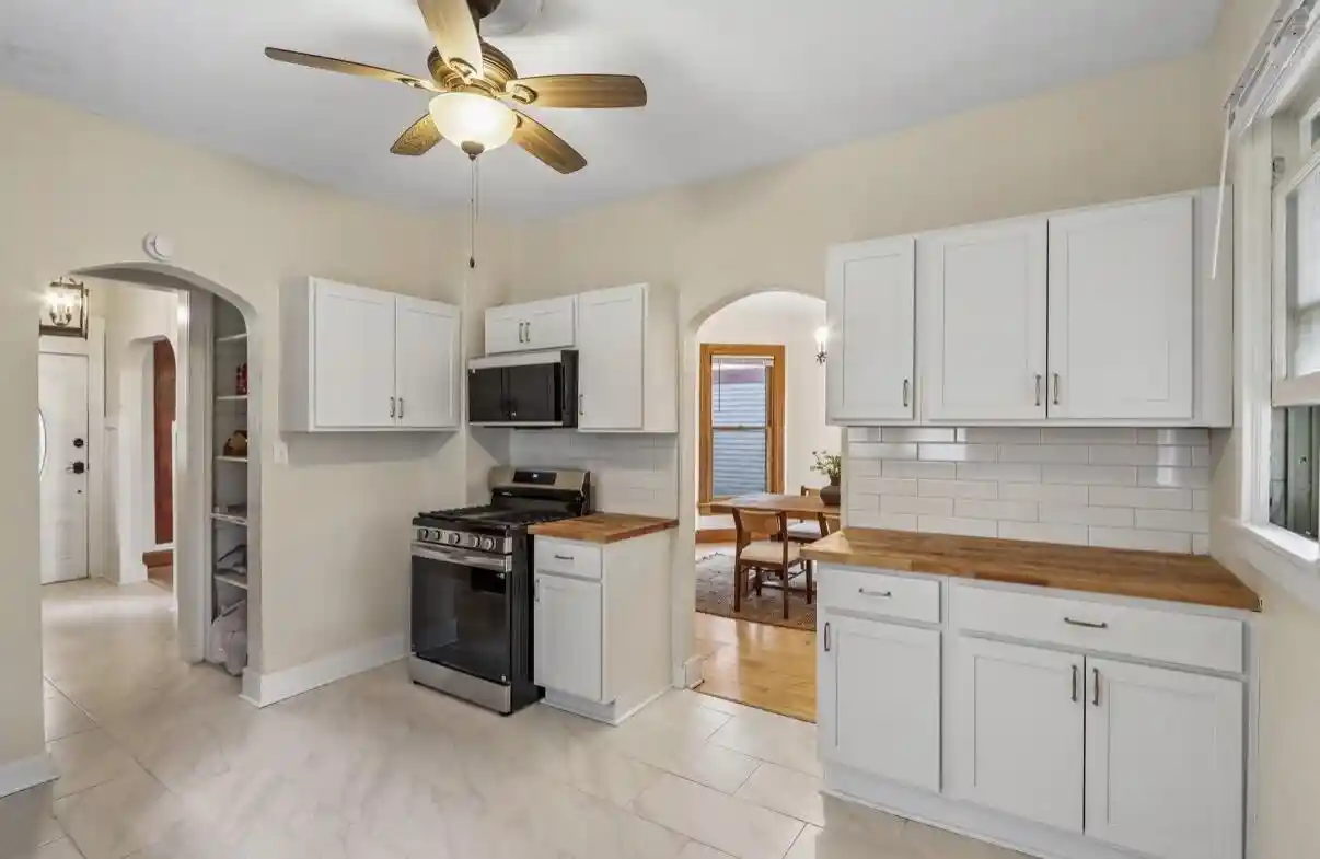 3rd image of 943 N 34Th Street Street, Milwaukee, WI 53208 | MLS# 1974251