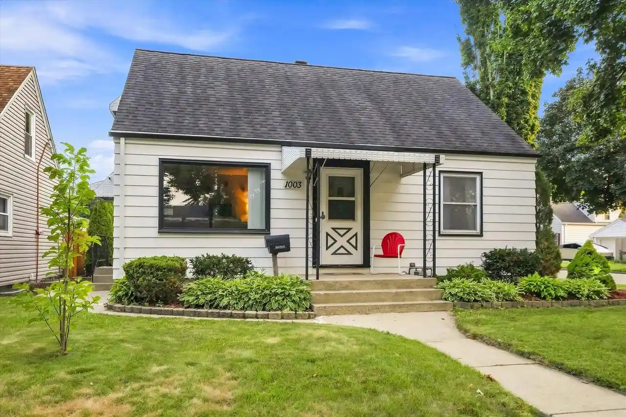 Photo 1 of Single family home for sale at 1003 E Morgan Avenue Avenue, Milwaukee, WI 53207 | MLS# 1974269 | Listing updated on 2026-08-30