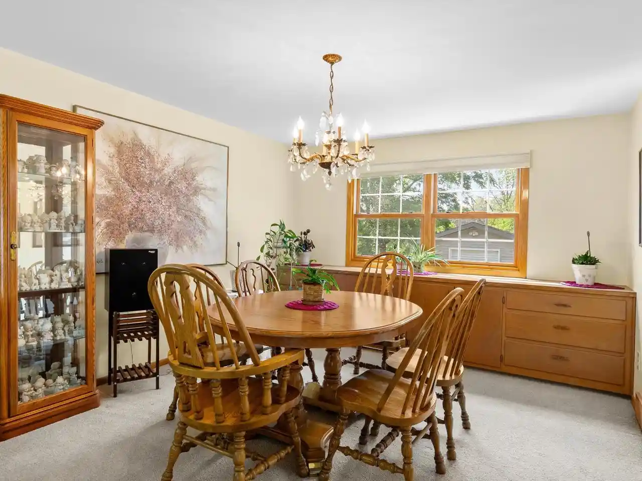 Photo 4 of Single family home for sale at 1255 Castle Dr Dr, Sheboygan, WI 53081 | MLS# 1974272 | Listing updated on 2026-09-29