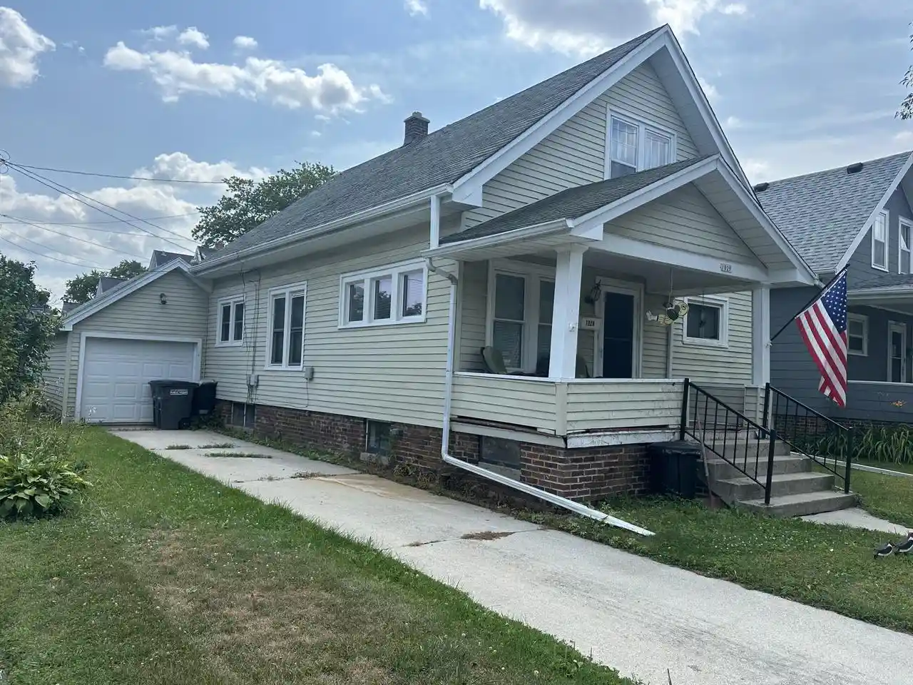 Photo 3 of Single family home for sale at 1029 Geele Avenue Avenue, Sheboygan, WI 53083 | MLS# 1974277 | Listing updated on 2026-09-25
