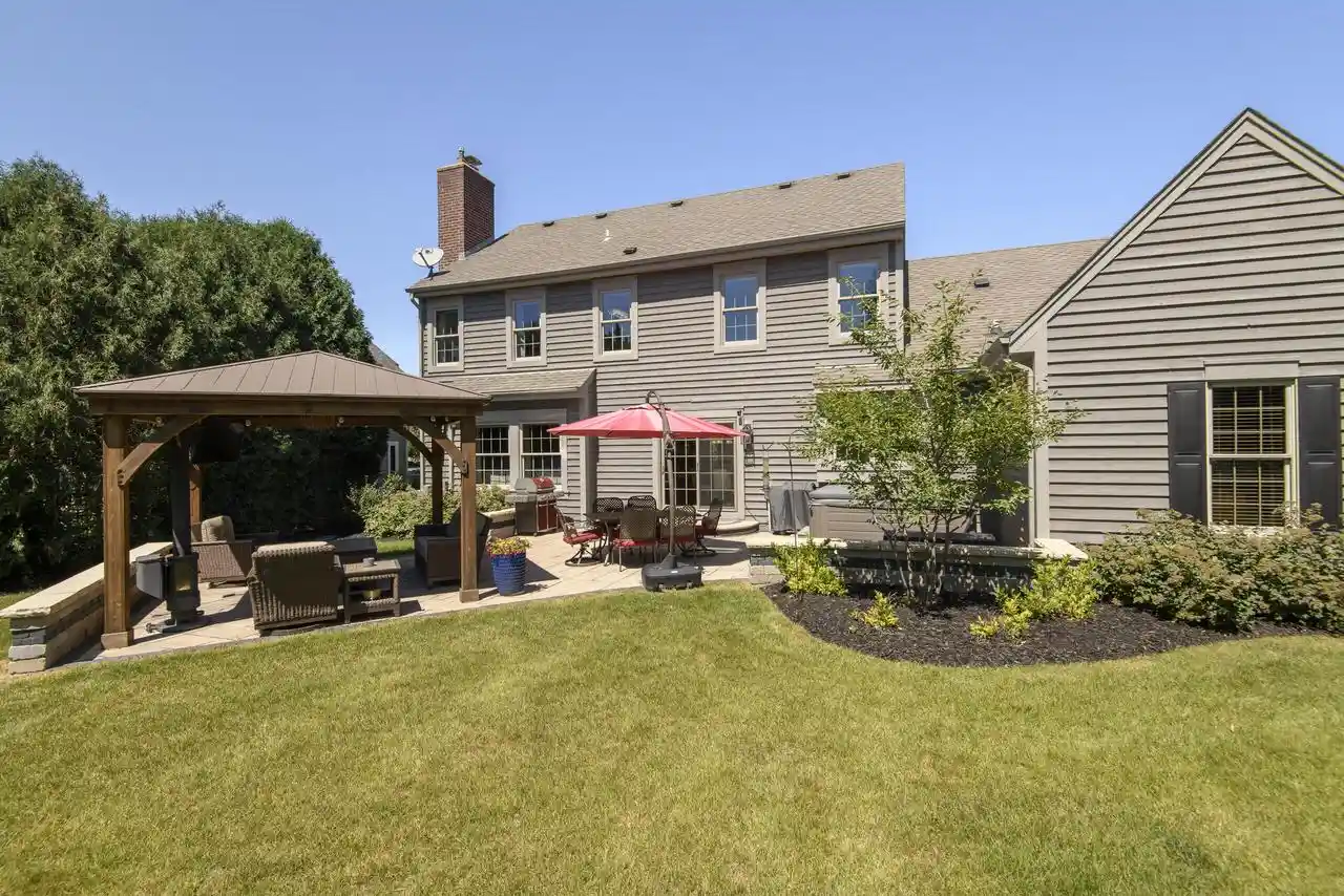 5th image of 587 Cottonwood Lane Lane, Grafton, WI 53024 | MLS# 1974284
