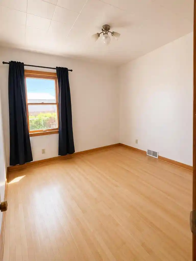4th image of 3623 E Morris Ave Ave, Cudahy, WI 53110