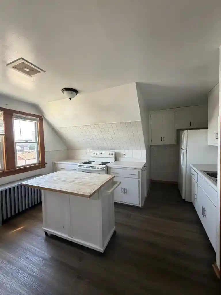 5th image of 3623 E Morris Ave Ave, Cudahy, WI 53110
