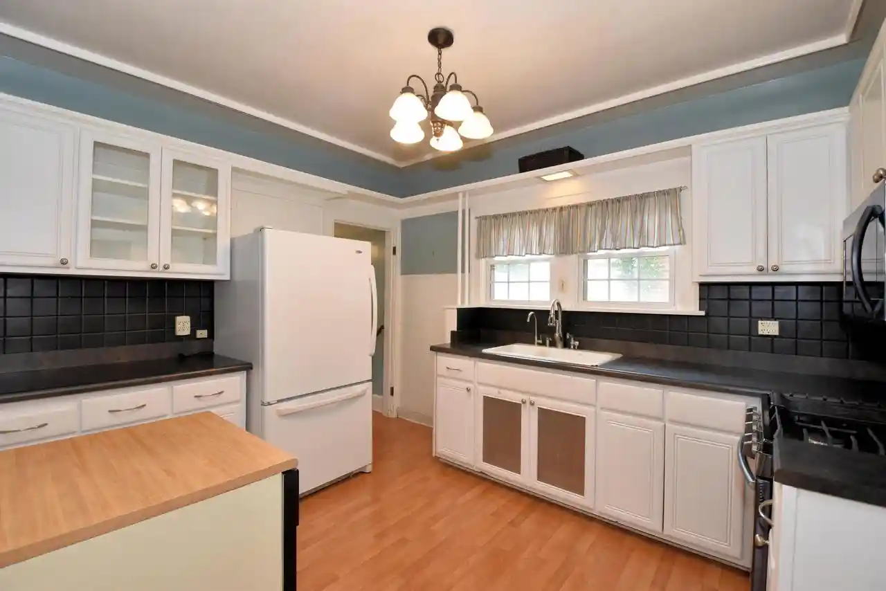 4th image of 1025 Arthur Avenue Avenue, Racine, WI 53405 | MLS# 1974287