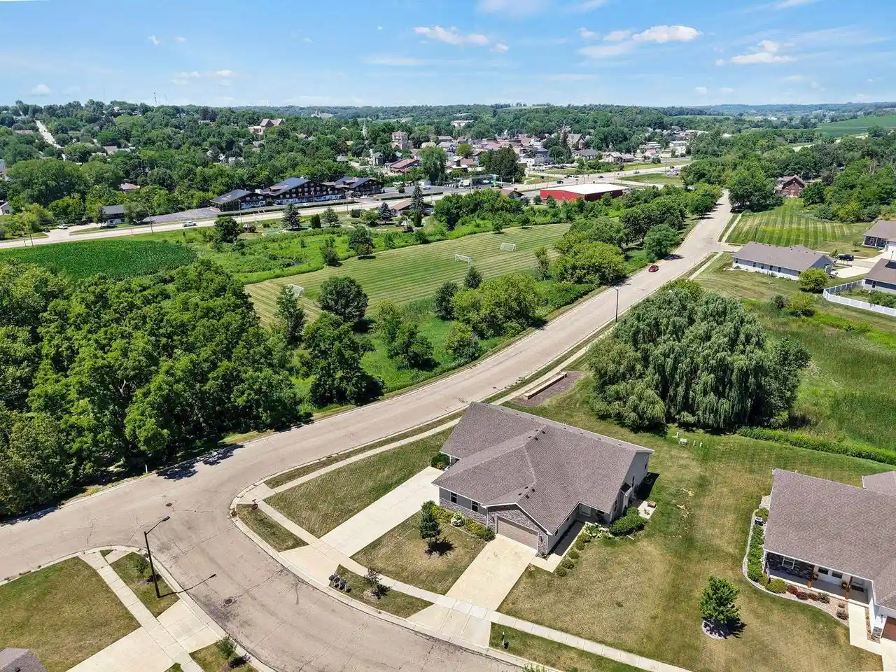 4th image of 167 Valle Tell Dr Dr, New Glarus, WI 53574 | MLS# 2029480