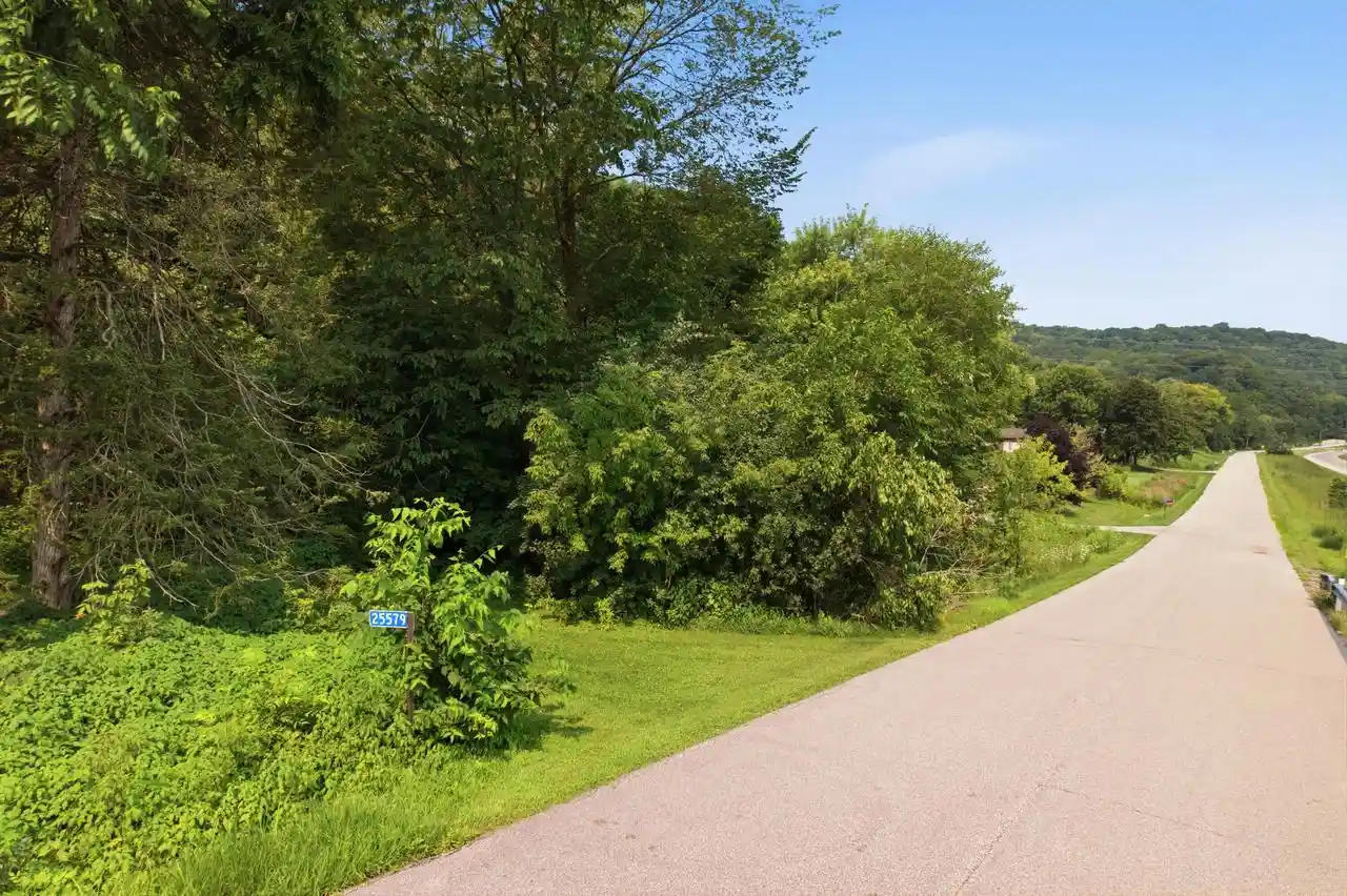1st image of 25579 Leeward Road Road, Winona, MN 55987 | MLS# 1974291