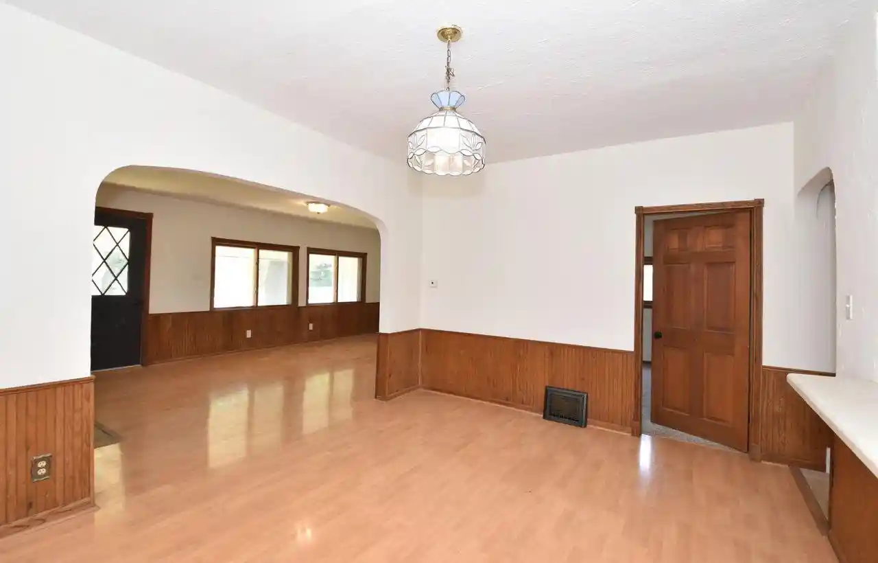 3rd image of 3724 E Ramsey Avenue Avenue, Cudahy, WI 53110 | MLS# 1974298