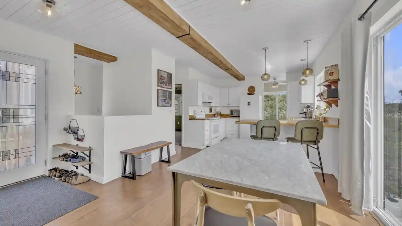 2nd image of 909 Page Court Court, Sheboygan, WI 53081 | MLS# 1974316
