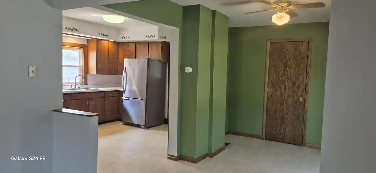2nd image of 112 W Grant Street Street, Marshfield, WI 54449 | MLS# 22603692