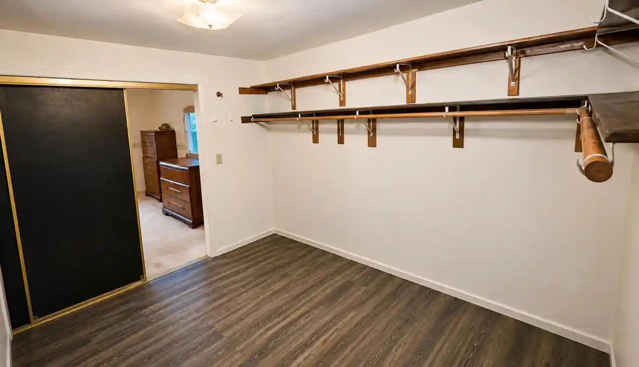 4th image of 4707 S 81St Street Street, Milwaukee, WI 53220 | MLS# 1974337