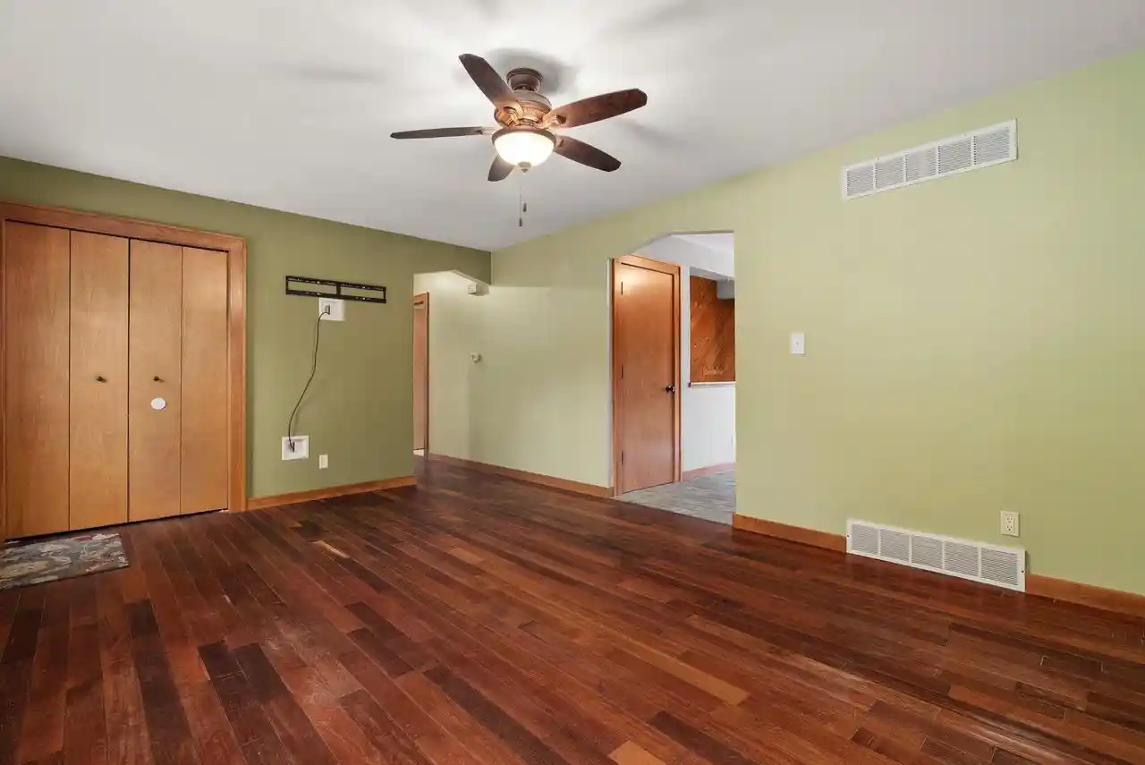 4th image of 6021 Meadowood Dr Dr, Madison, WI 53711 | MLS# 2029499