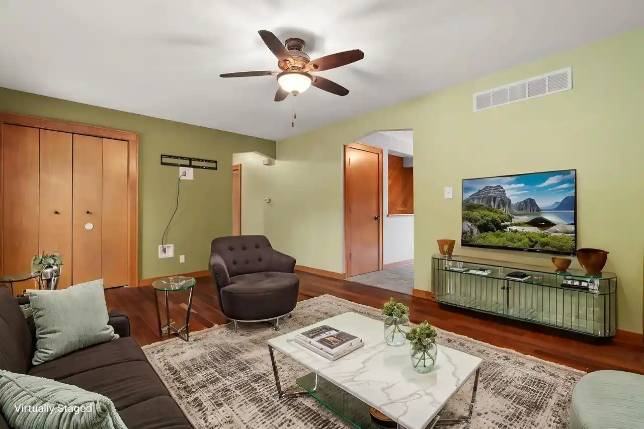 5th image of 6021 Meadowood Dr Dr, Madison, WI 53711 | MLS# 2029499