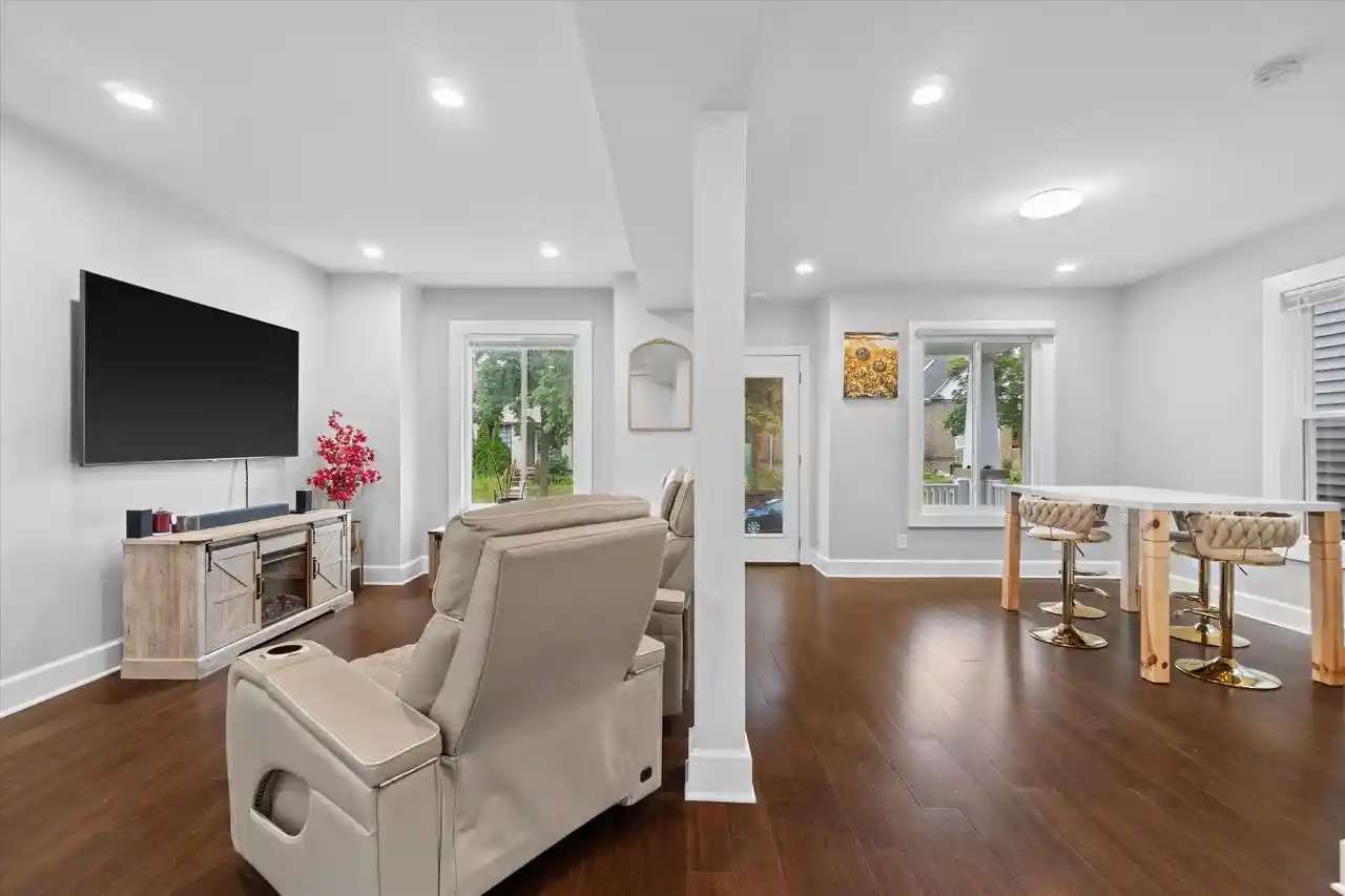 5th image of 3157 N Bremen Street Street, Milwaukee, WI 53212 | MLS# 1974346