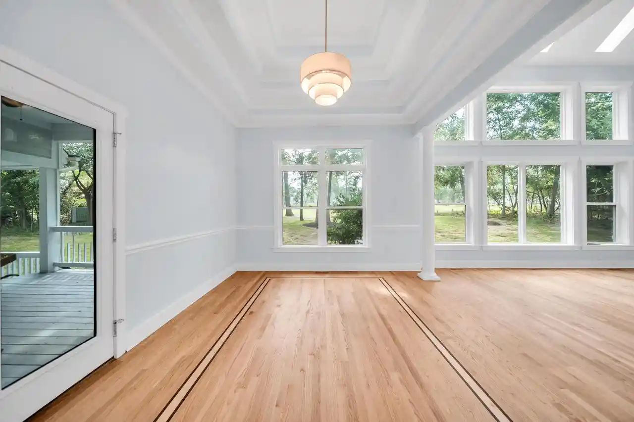 2nd image of 1530 Prestwick Pl Pl, Lake Geneva, WI 53147