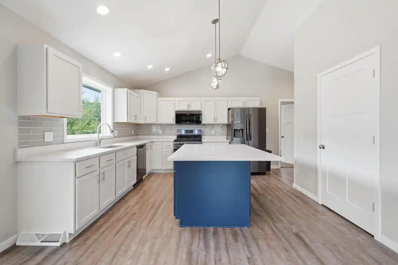 3rd image of 665 Pyrite Road Road, Platteville, WI 53818 | MLS# 2029506