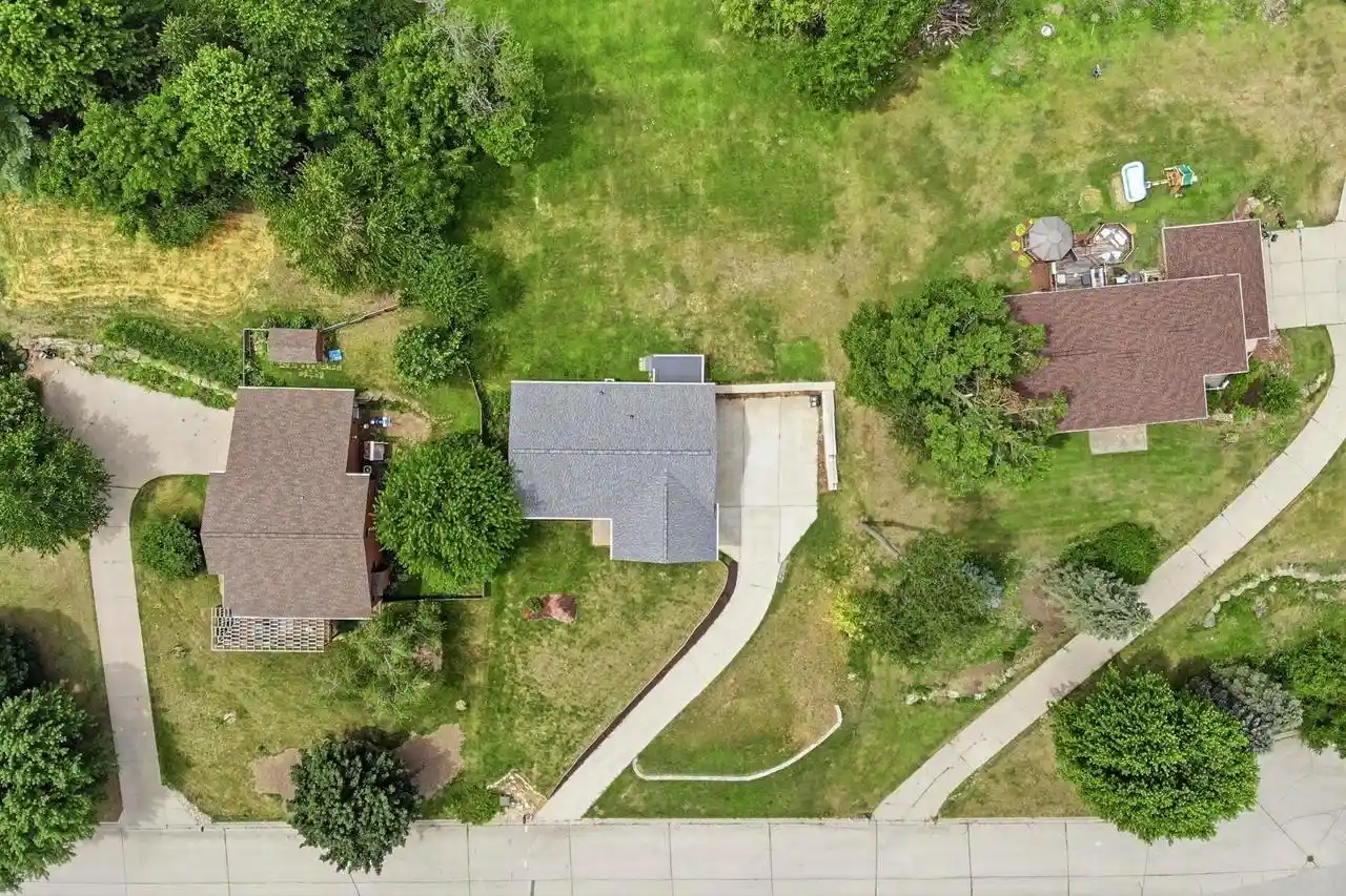 34th image of 665 Pyrite Road Road, Platteville, WI 53818 | MLS# 2029506