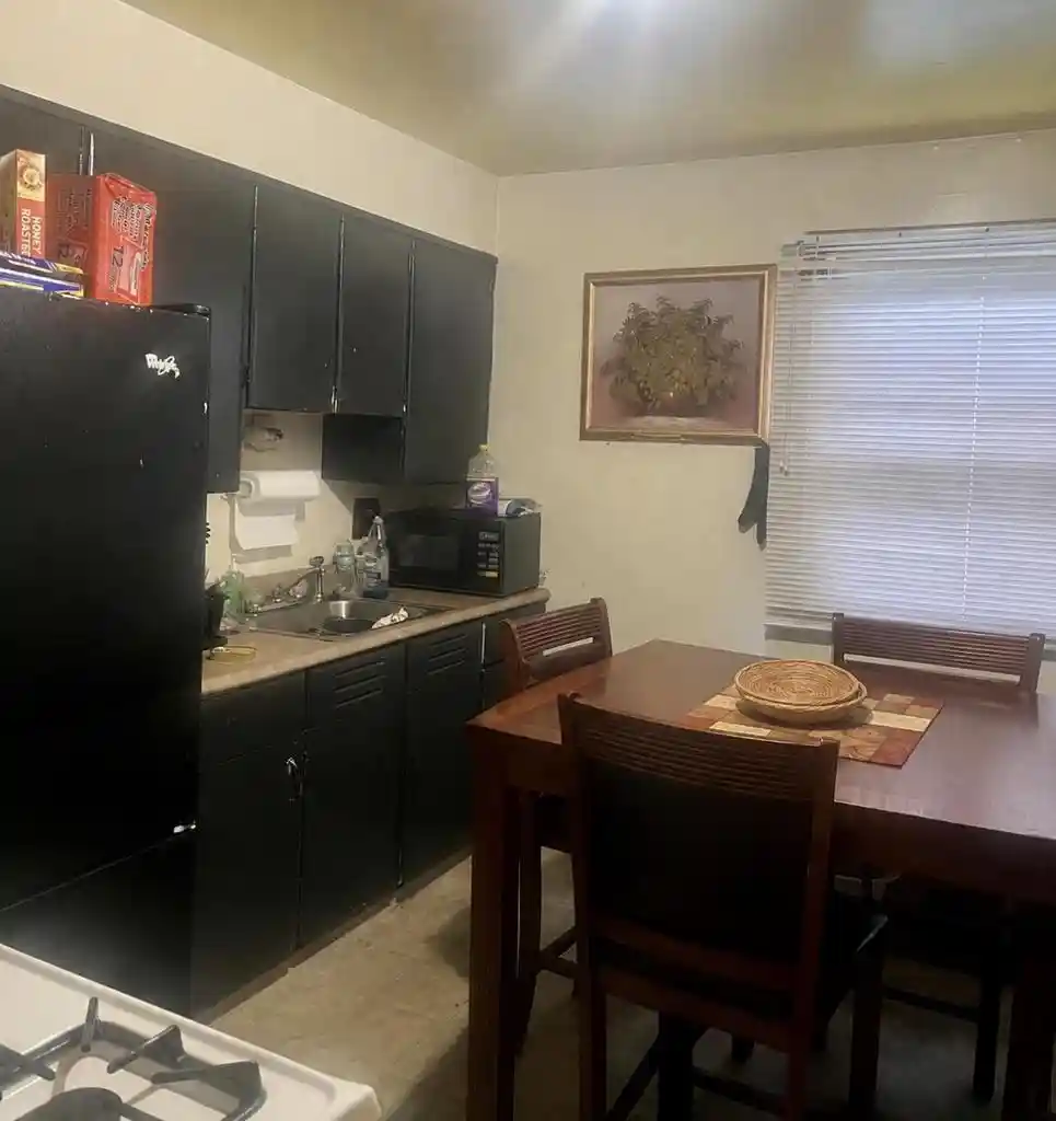 3rd image of 5286 N 28th St St, Milwaukee, WI 53209