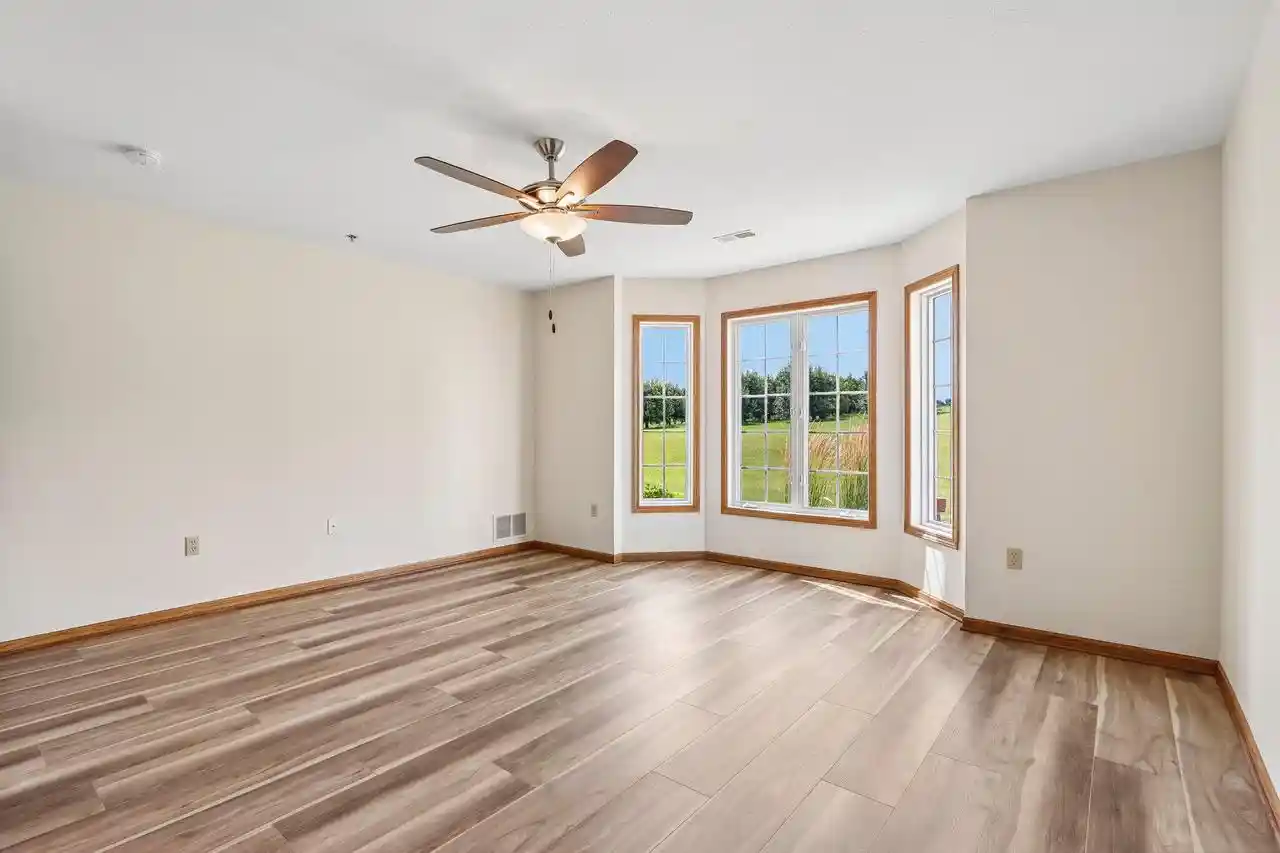 5th image of 4575 S 124Th Street Street, New Berlin, WI 53151 | MLS# 1974358