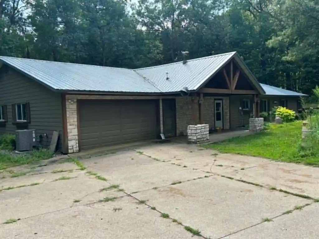 Photo 1 of Single family home for sale at E6854 420th Ave, Menomonie, WI 54751 | MLS# 1603788 | Listing updated on 2026-09-12