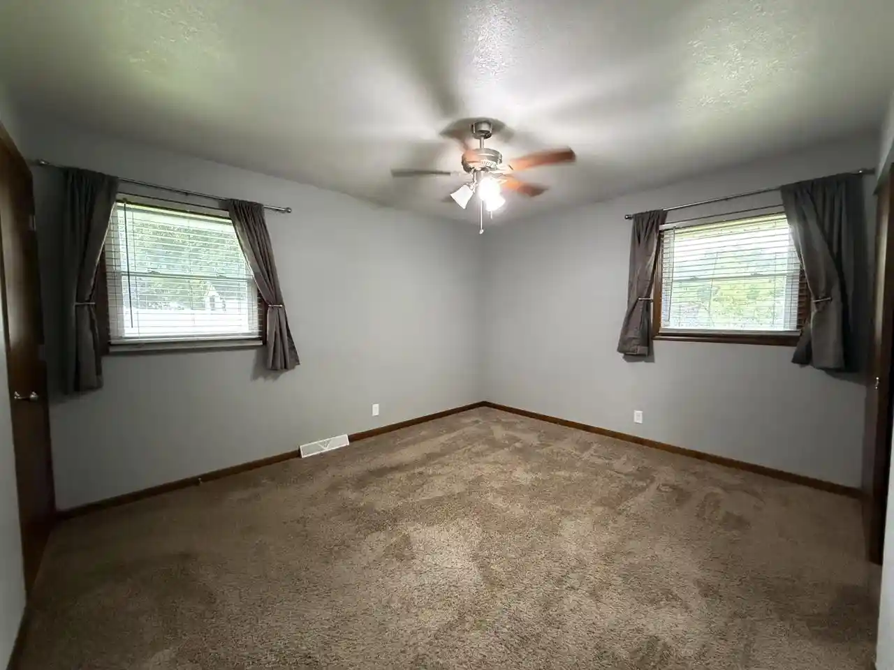 Photo 4 of Sale Pending at 3420 Ivy Lane Lane, Caledonia, WI 53402 | MLS# 1974360 | Listing updated on 2026-10-01