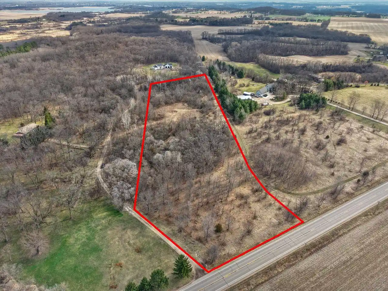 1st image of 5341 Northwest Hwy Hwy, Waterford, WI 53185 | MLS# 1974378