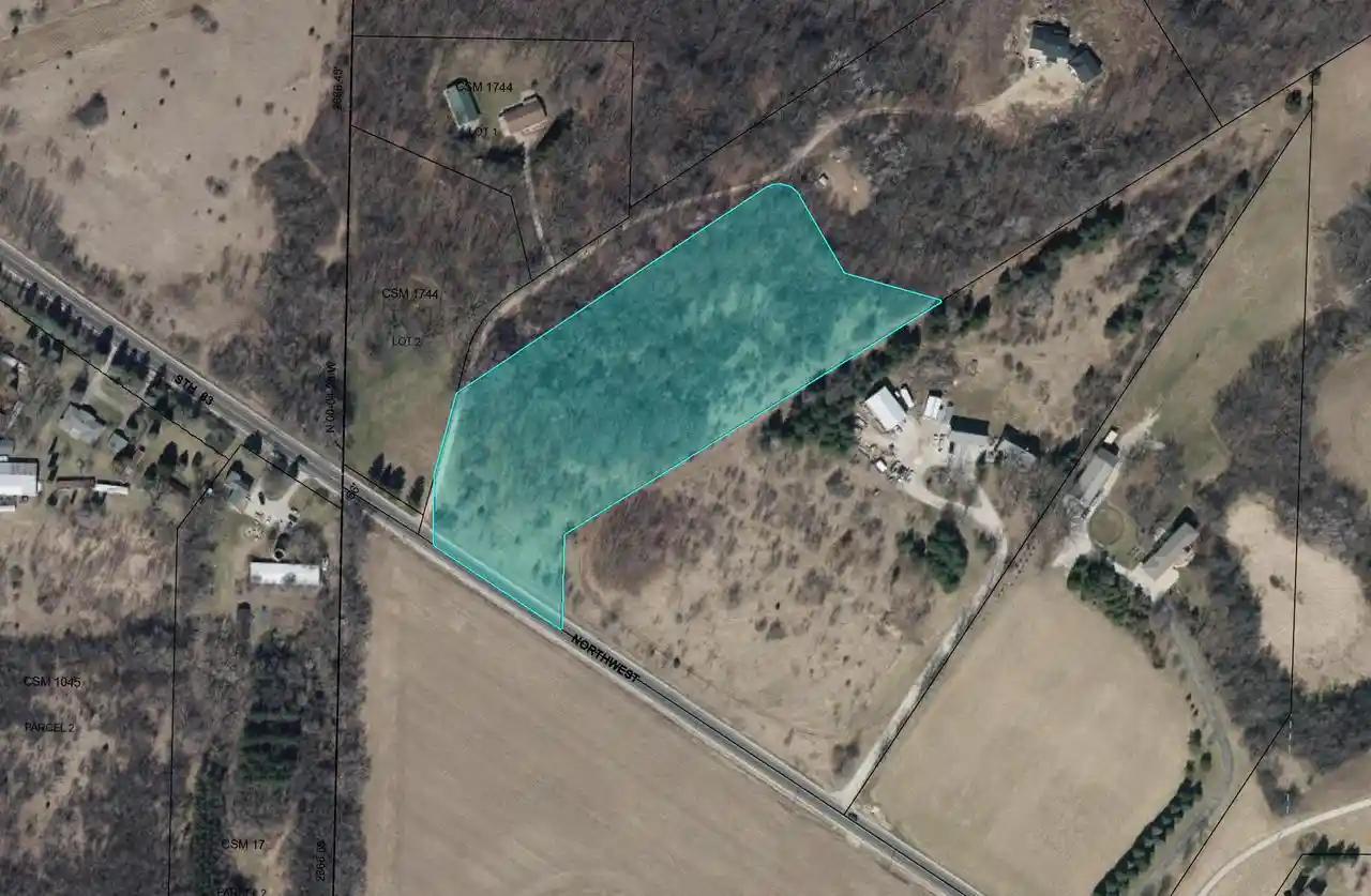 2nd image of 5341 Northwest Hwy Hwy, Waterford, WI 53185 | MLS# 1974378