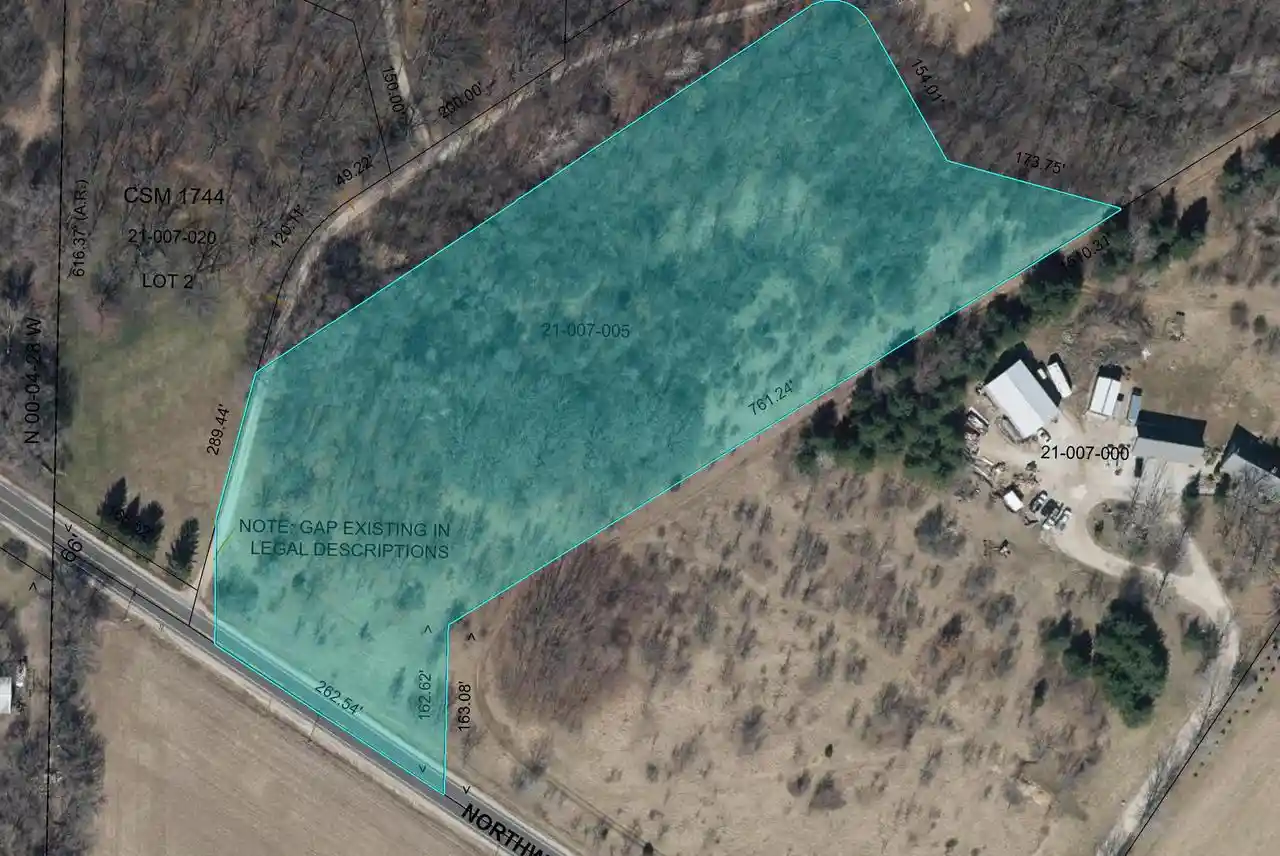 10th image of 5341 Northwest Hwy Hwy, Waterford, WI 53185 | MLS# 1974378