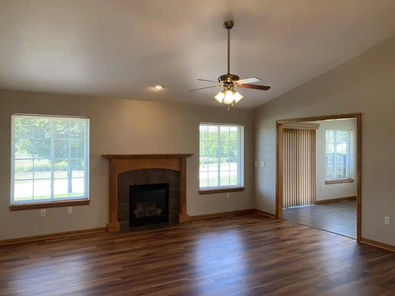 3rd image of 537 Mapleleaf Court Court, Manitowoc, WI 54220 | MLS# 1974386