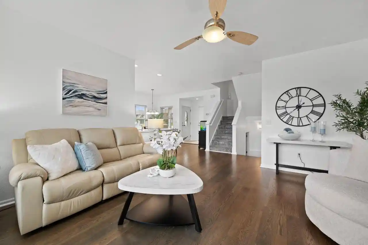 2nd image of 10007 66th Avenue Avenue #9, Pleasant Prairie, WI 53158 | MLS# 1974390
