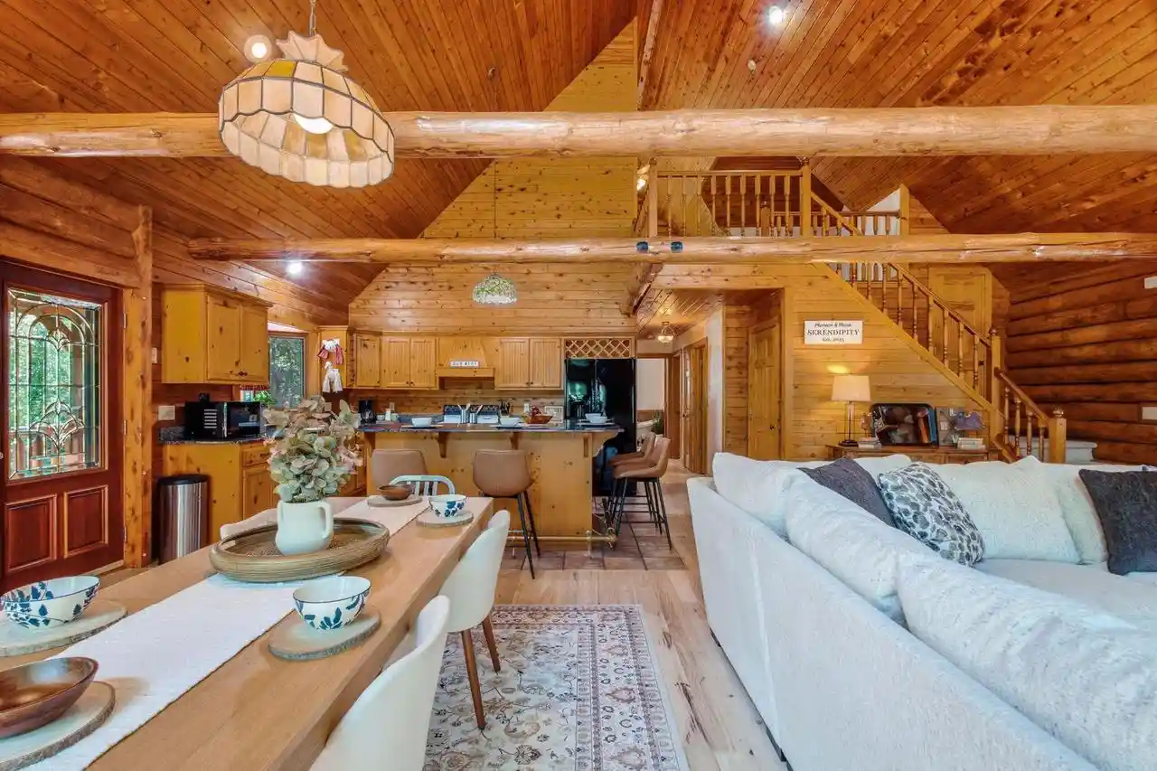 5th image of 5633 Contour Road Road, Waterford, WI 53185 | MLS# 1974394