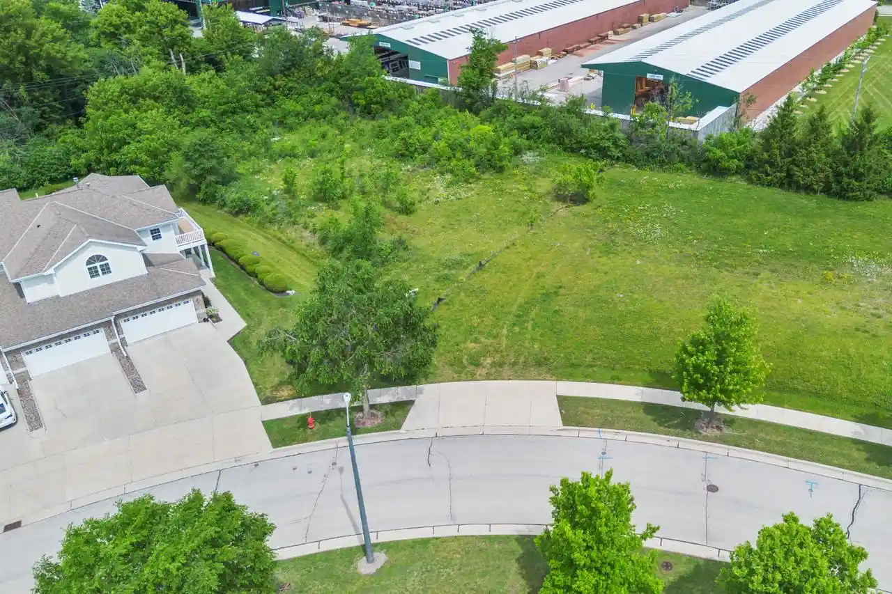14th image of 6749 S Prairiewood Lane Lane #6749, Franklin, WI 53132 | MLS# 1974432