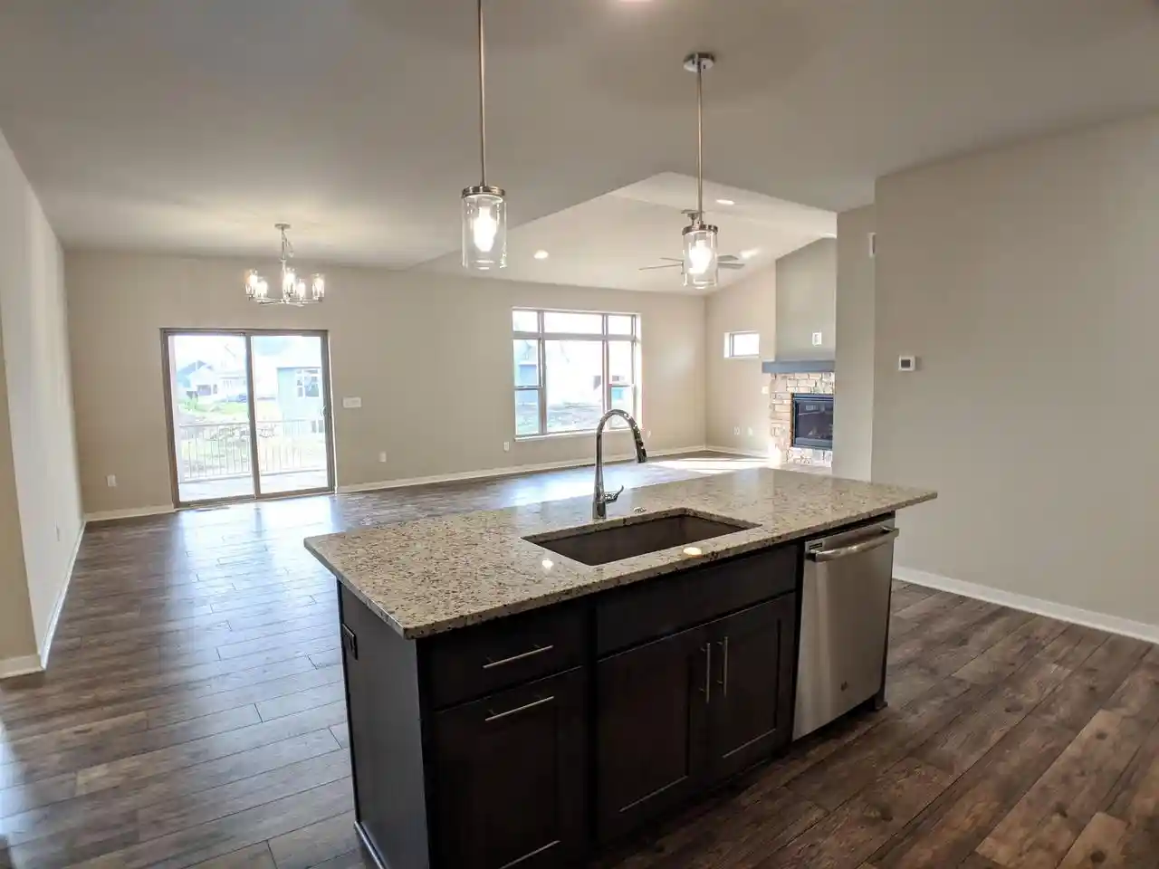 4th image of 4513 Hooded Merganser Dr Dr, Middleton, WI 53562 | MLS# 2029531