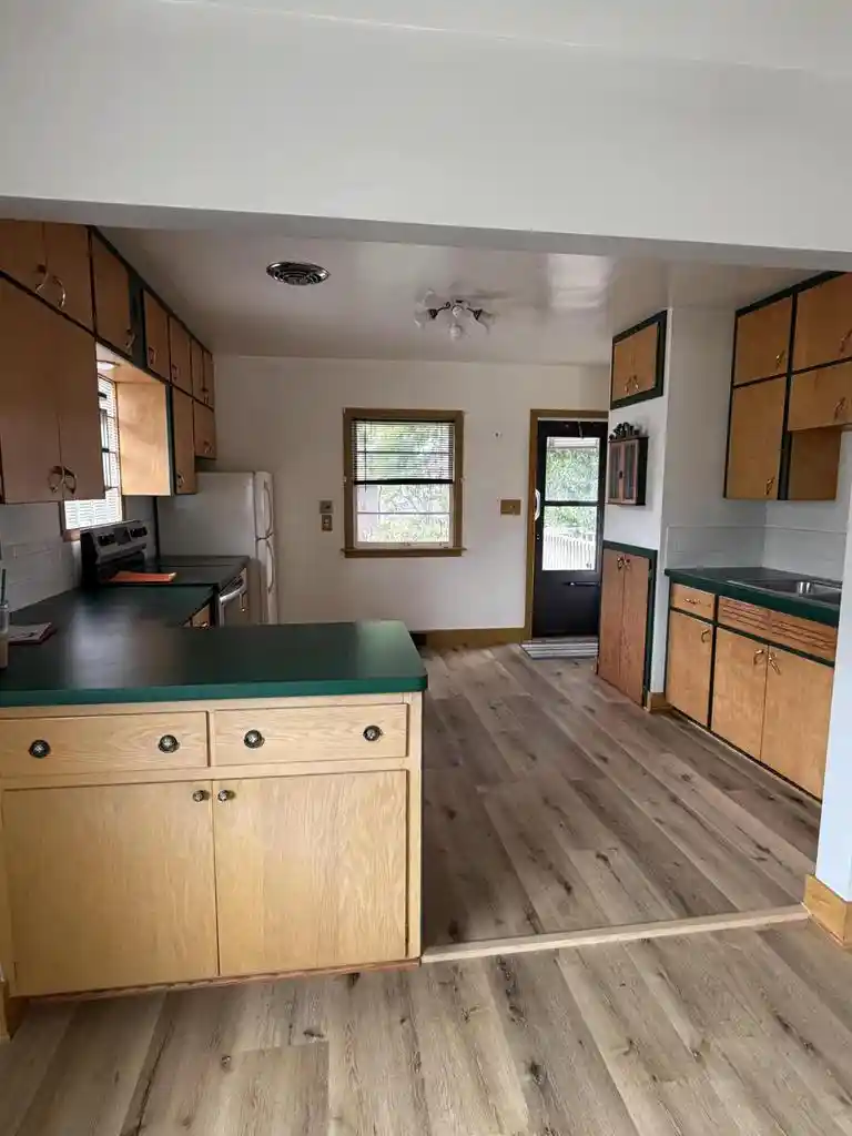 2nd image of 2712 S 10th Street Street, Sheboygan, WI 53081 | MLS# 1974439