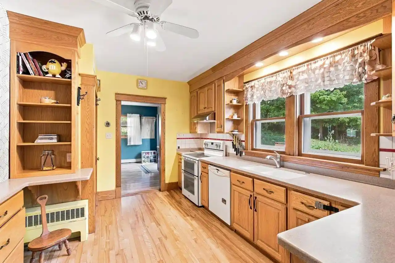3rd image of 590 N Stewart Street Street, Richland Center, WI 53581 | MLS# 2029533