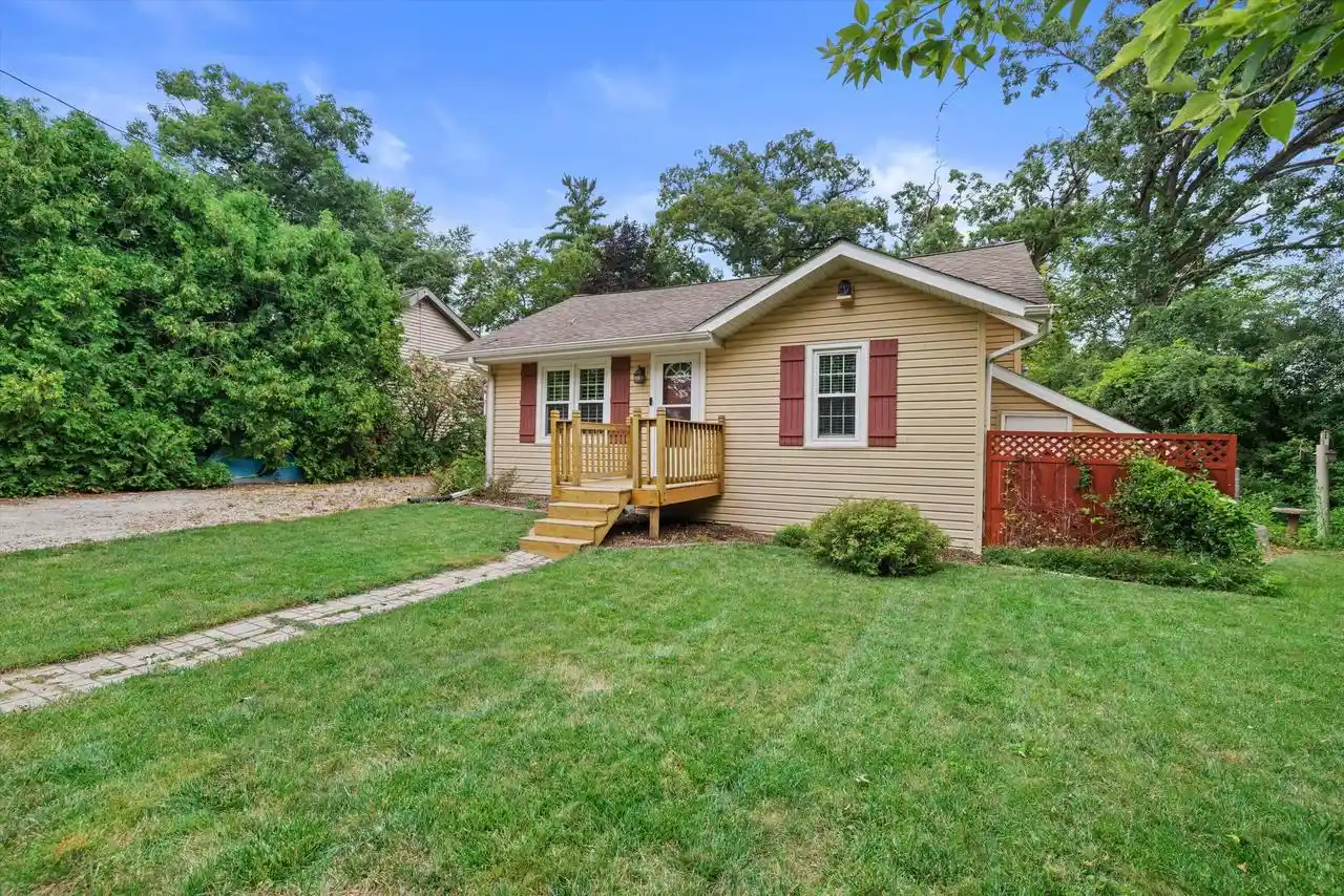 1st image of 21104 122nd Street Street, Bristol, WI 53104 | MLS# 1974444