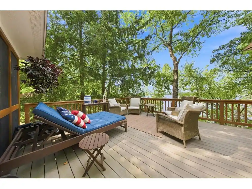 4th image of 186 Cove Court Court, Hudson, WI 54016 | MLS# 7116952