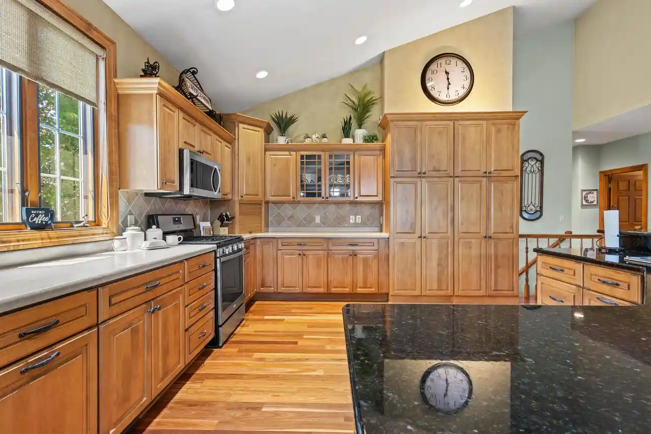 Photo 4 of Single family home for sale at N3224 Feather Ridge Dr Dr, Appleton, WI 54913 | MLS# 50330255 | Listing updated on 2026-09-20
