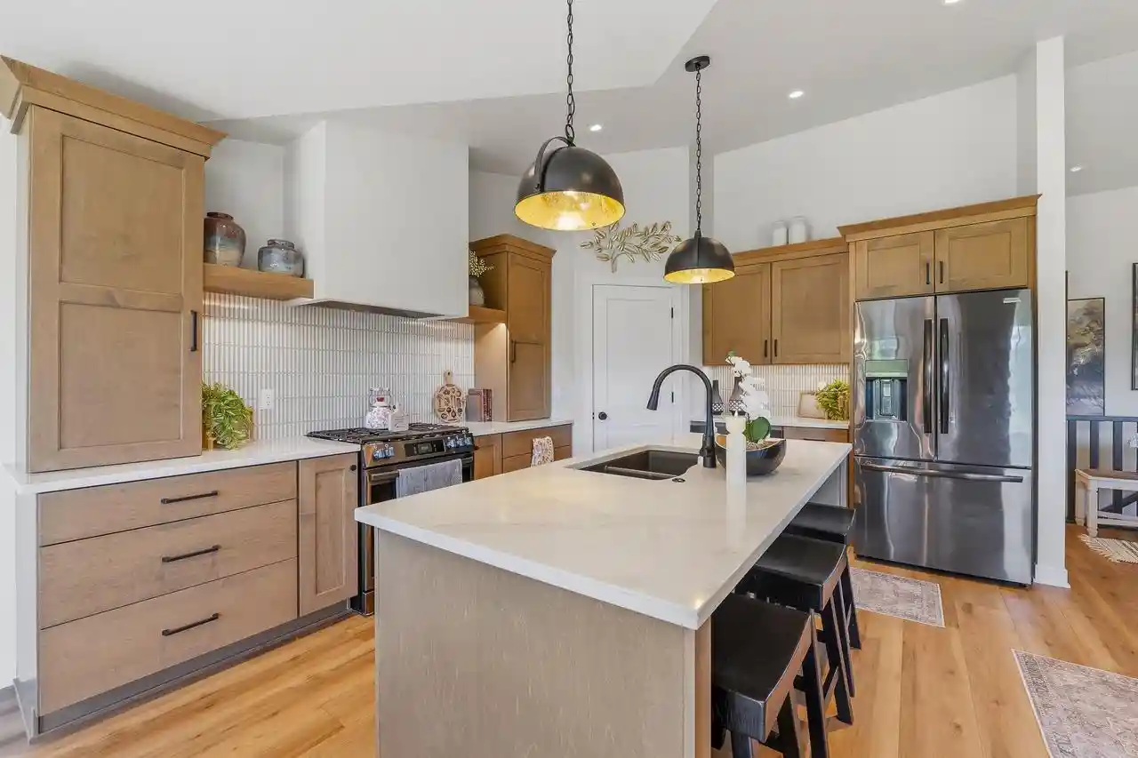 2nd image of 2747 Stonebrook Dr Dr, Sheboygan, WI 53081 | MLS# 2029538